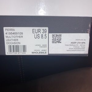 Never Worn By Me KG Shoes Size 8.5